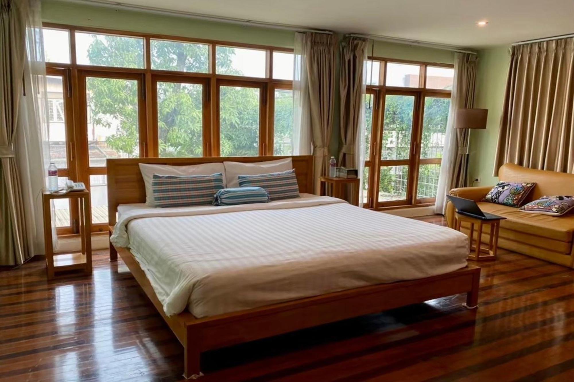 אודון תאני Delio Boutique Hotel מראה חיצוני תמונה